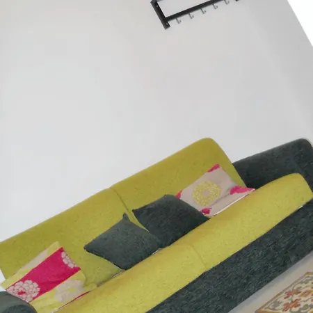 Spacious In 60 M² With Balcony Διαμέρισμα Τραπάνι